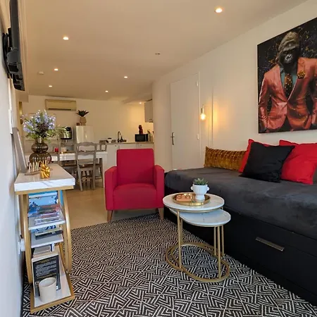 Apartment Le Riviera 5 Pers, Terrasse Privee, Acces Piscine Sainte-Maxime